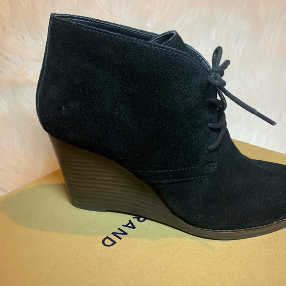 Booties - Picture 4 of 4